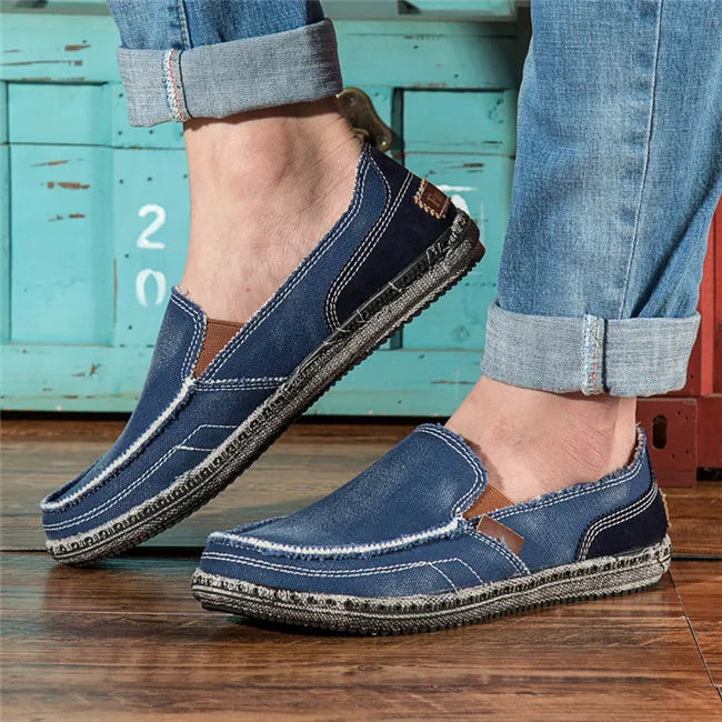 MIXIDELAI classic canvas shoes men 2025 lazy shoes blue grey green canvas moccasin men slip on loafers washed denim casual flats