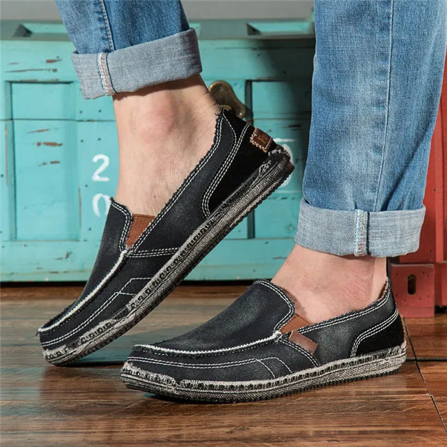 MIXIDELAI classic canvas shoes men 2025 lazy shoes blue grey green canvas moccasin men slip on loafers washed denim casual flats